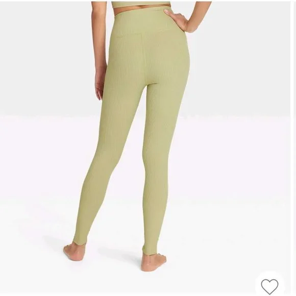All in Motion - Women's Ultra High-Rise Rib Leggings  Olive Green Size M Reg - Picture 11 of 13